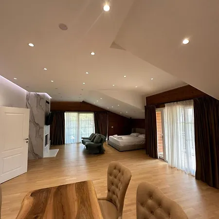 Bianca & Priska e Madhe