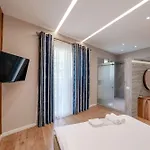 Hotel Bianca & *