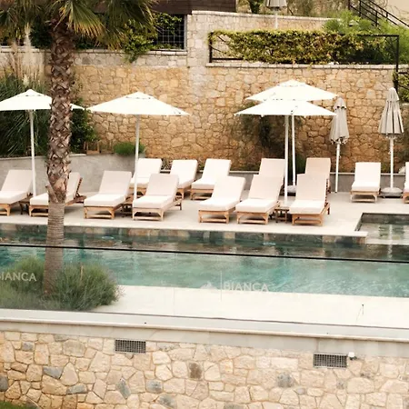 Hotel Bianca & Priska e Madhe