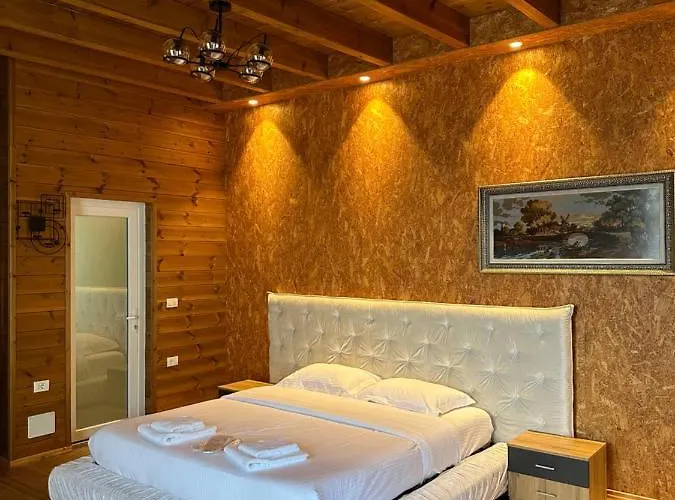 Bianca Hotel&villa Priska e Madhe