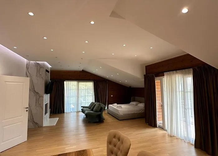 Bianca Hotel&villa Priska e Madhe