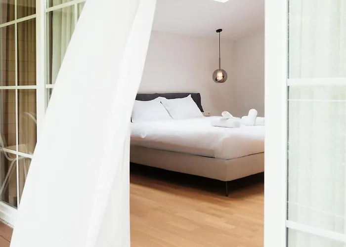 Bianca Hotel&villa * Priska e Madhe