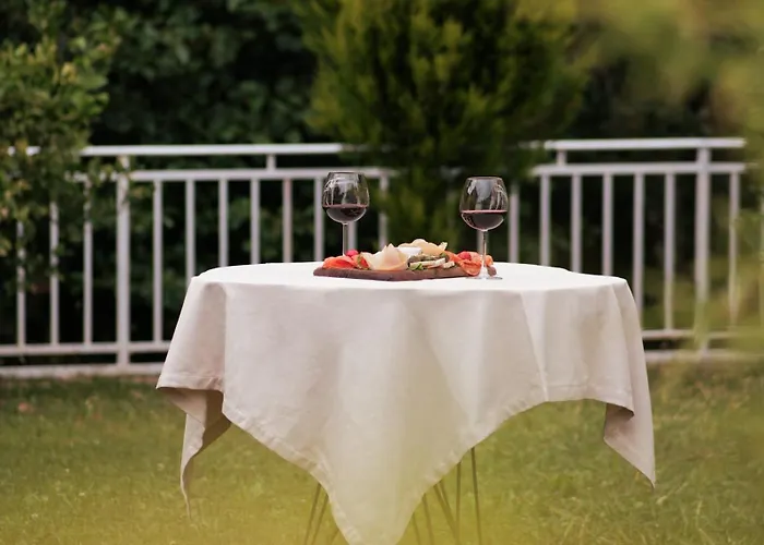 Bianca Hotel&villa *