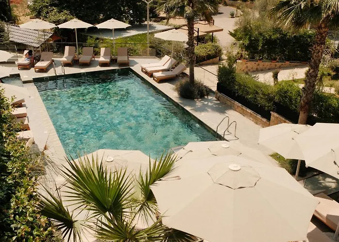 Bianca Hotel&villa Hotel